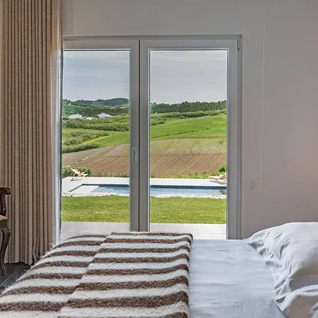 Advania * לוריניה