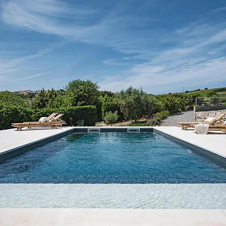Advania Villa Lourinha (Lisbon)